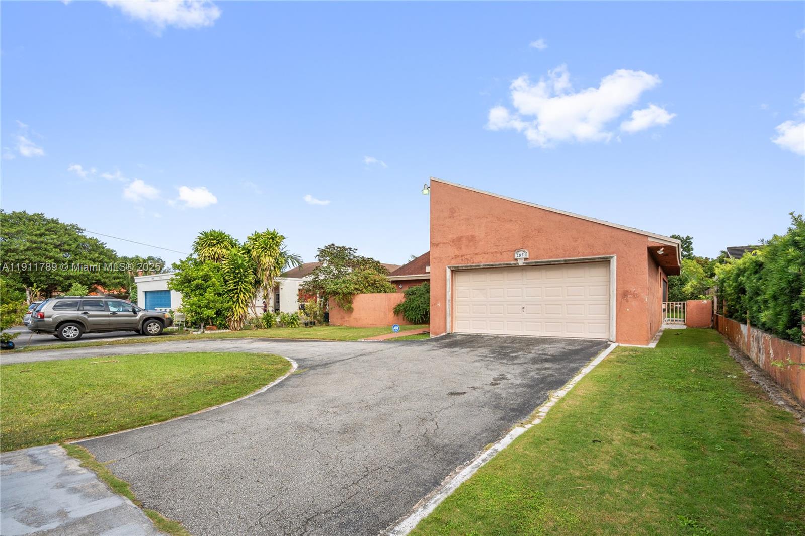 2851 SW 117th Ave Miami, FL 33175
