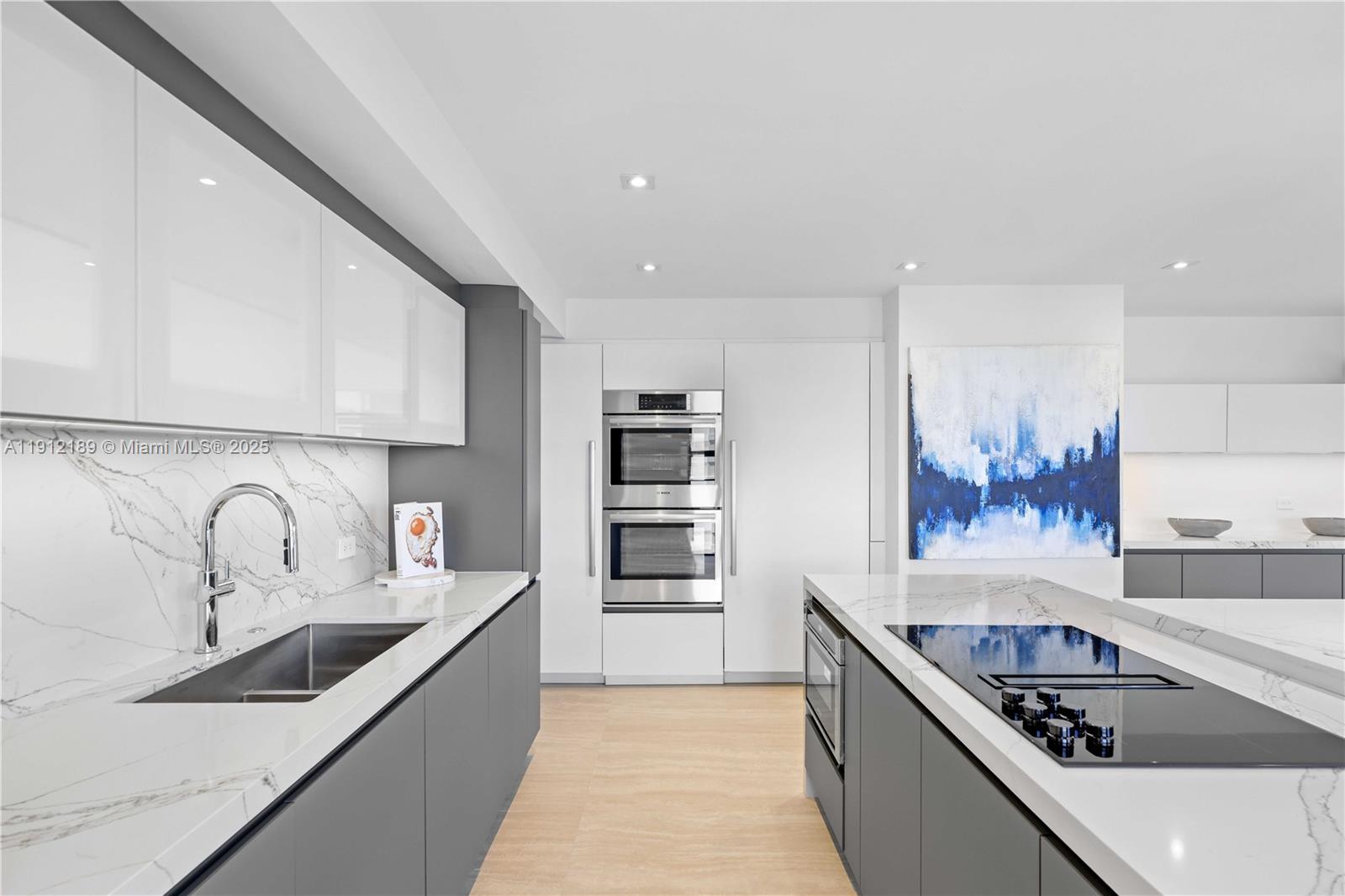 5500 Collins Ave #901 & 902 Miami Beach, FL 33140