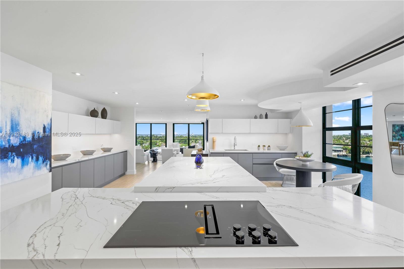 5500 Collins Ave #901 & 902 Miami Beach, FL 33140