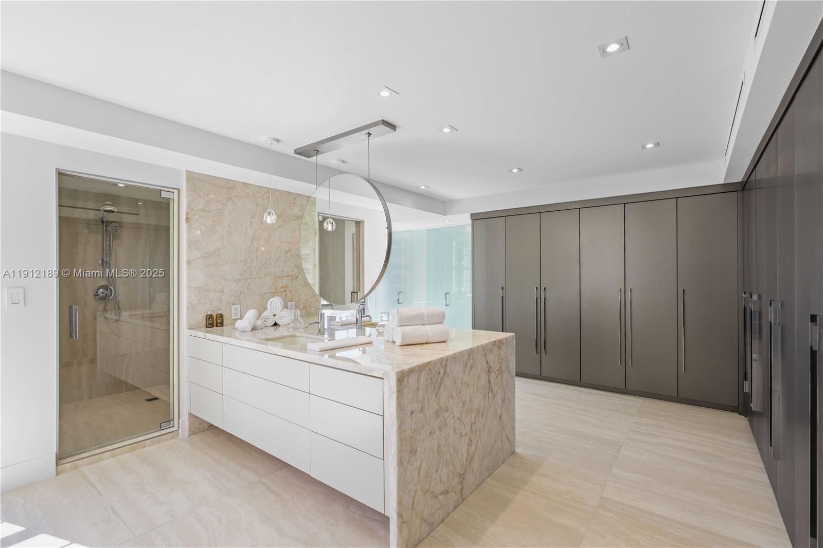 5500 Collins Ave #901 & 902 Miami Beach, FL 33140