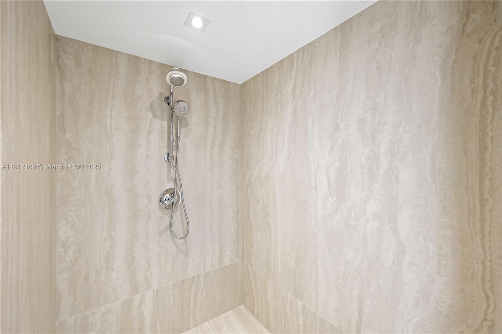 5500 Collins Ave #901 & 902 Miami Beach, FL 33140