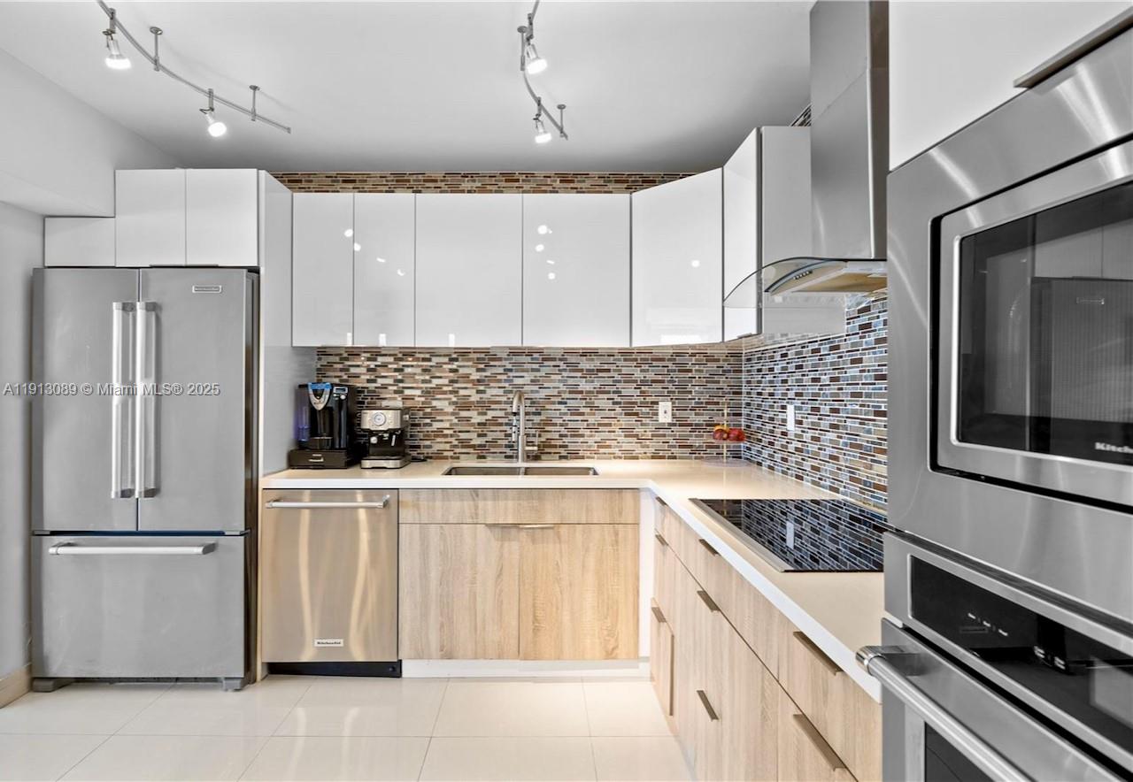 900 Bay Dr #624-622-620 Miami Beach, FL 33141