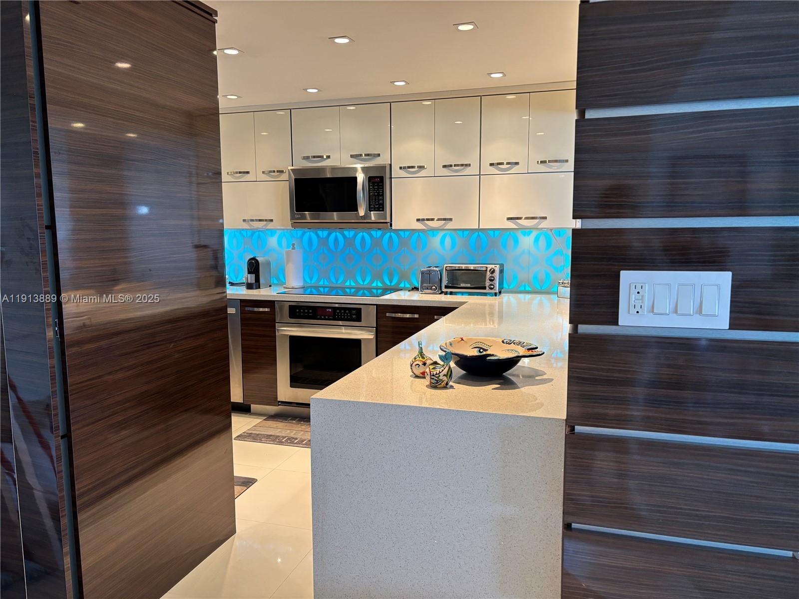 9511 Collins Ave #604 Surfside, FL 33154