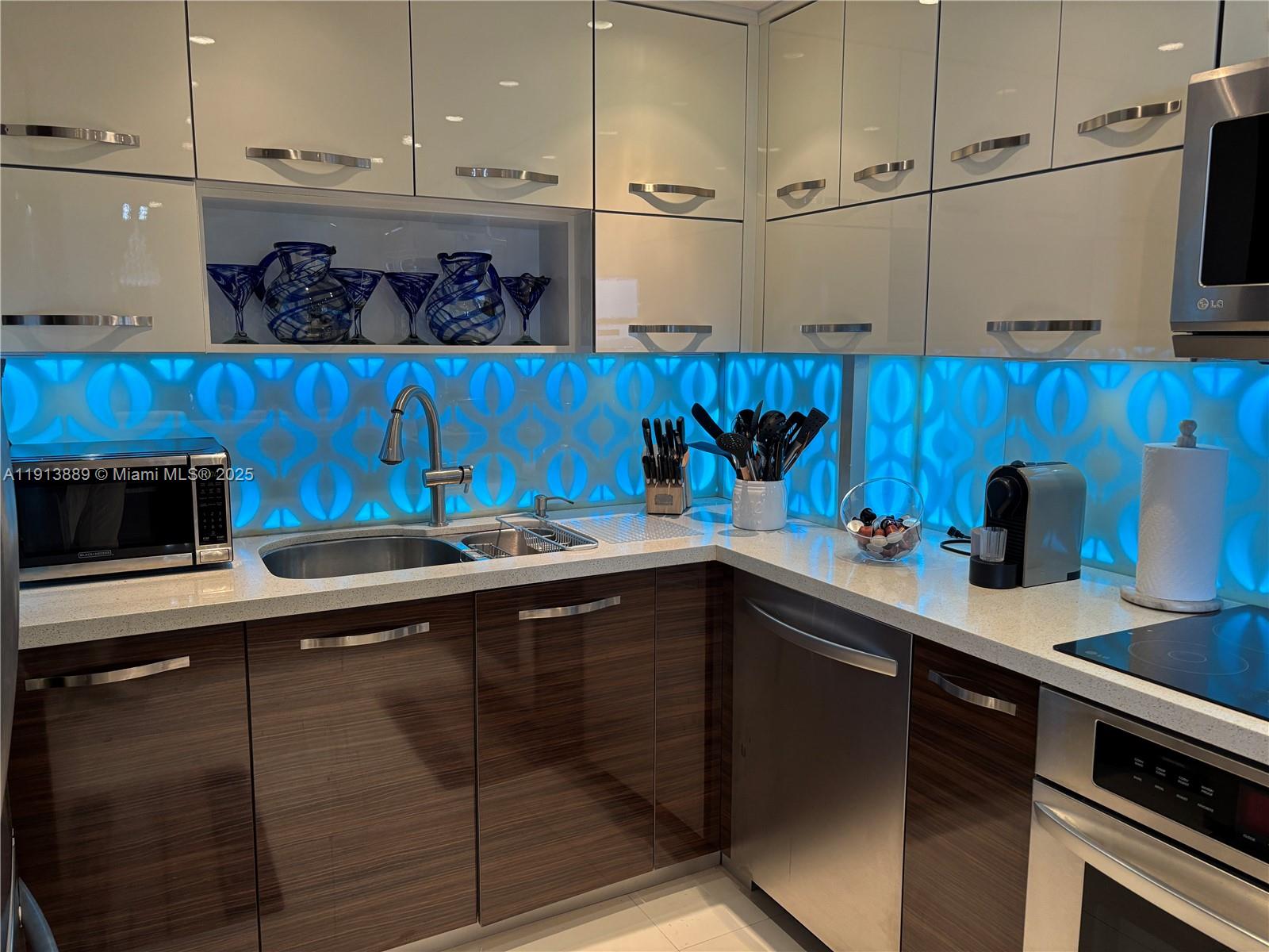 9511 Collins Ave #604 Surfside, FL 33154