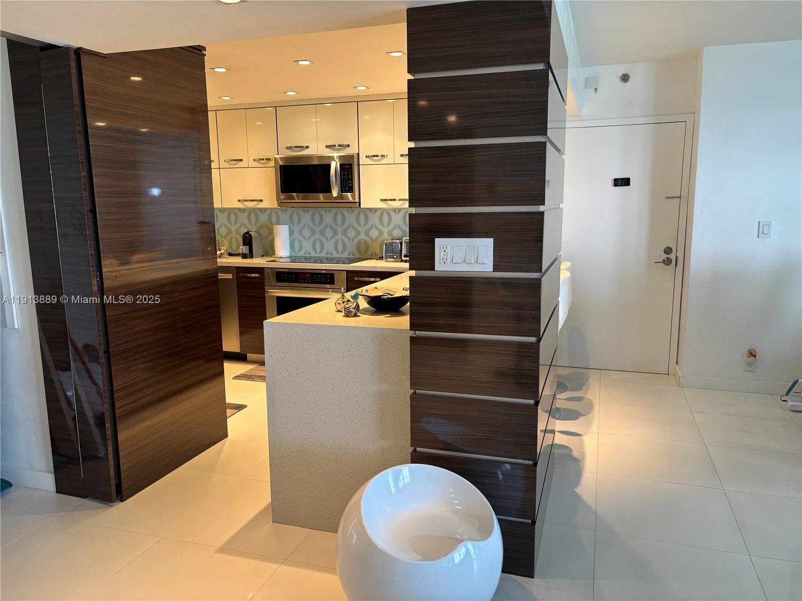 9511 Collins Ave #604 Surfside, FL 33154