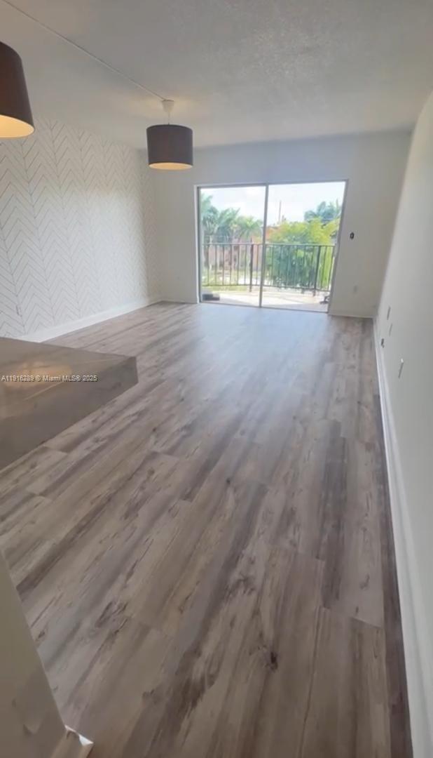 5201 NW 7th St #405 Miami, FL 33126