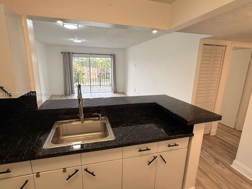 5201 NW 7th St #405 Miami, FL 33126