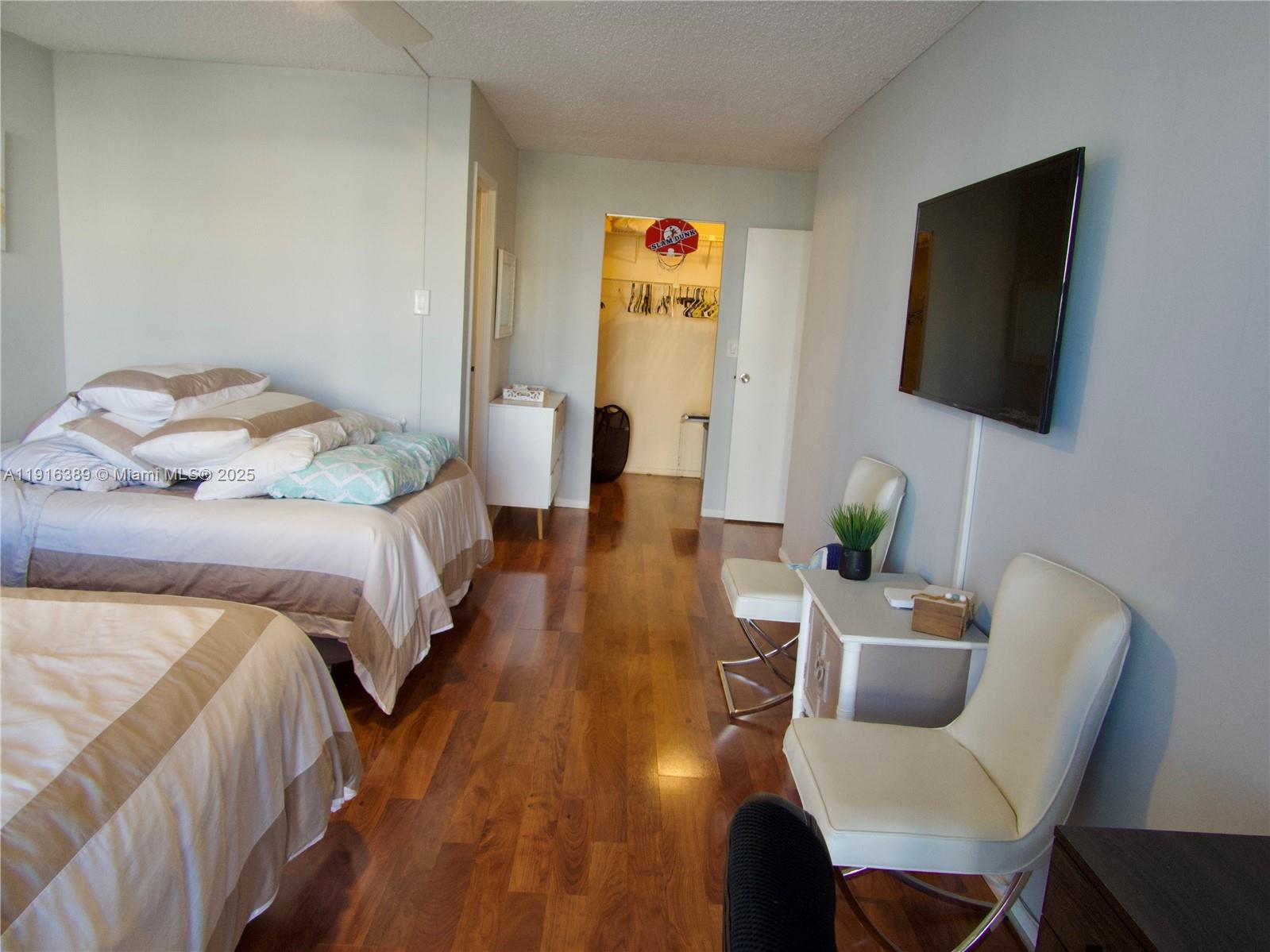 800 Parkview Dr #402 Hallandale Beach, FL 33009