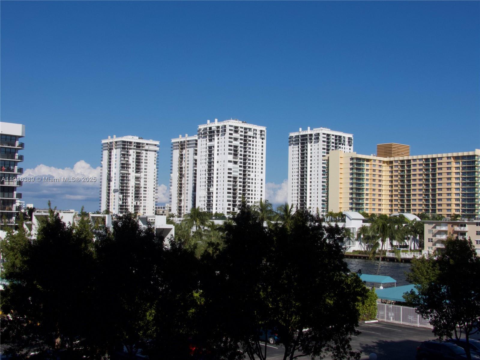 800 Parkview Dr #402 Hallandale Beach, FL 33009