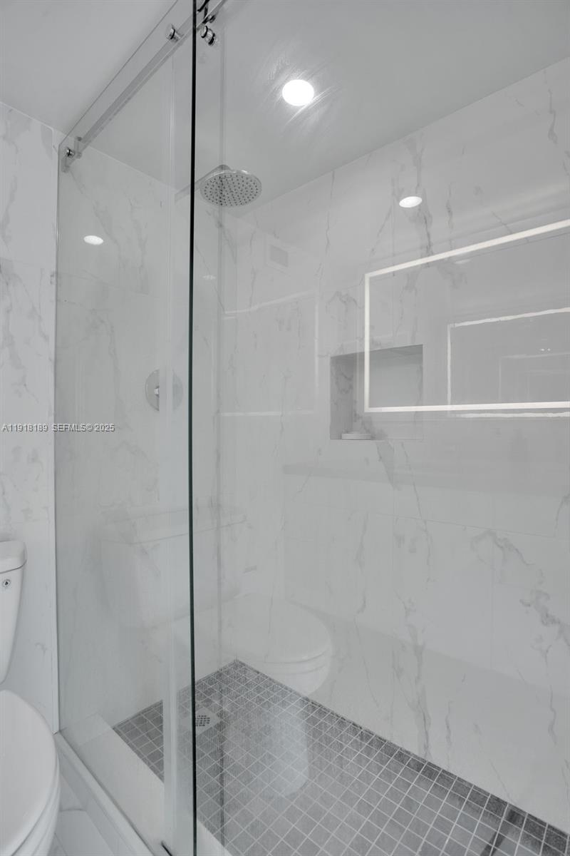 2655 Collins Ave #PH06/08 Miami Beach, FL 33140