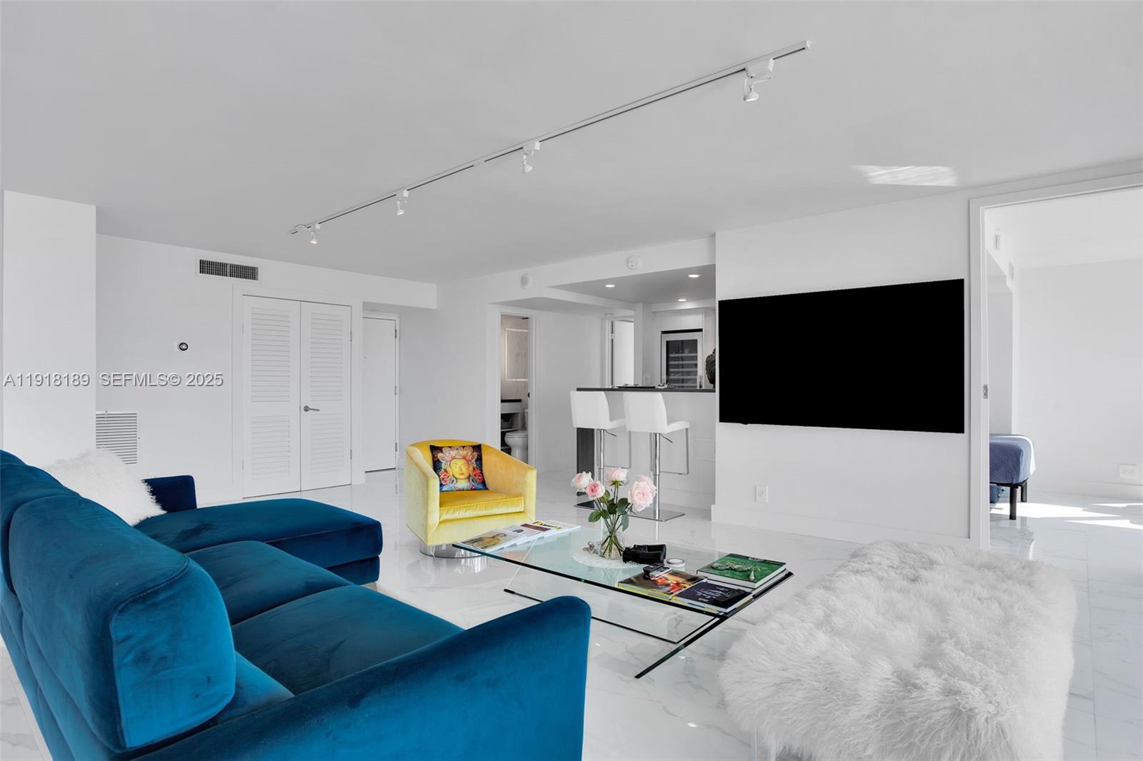 2655 Collins Ave #PH06/08 Miami Beach, FL 33140