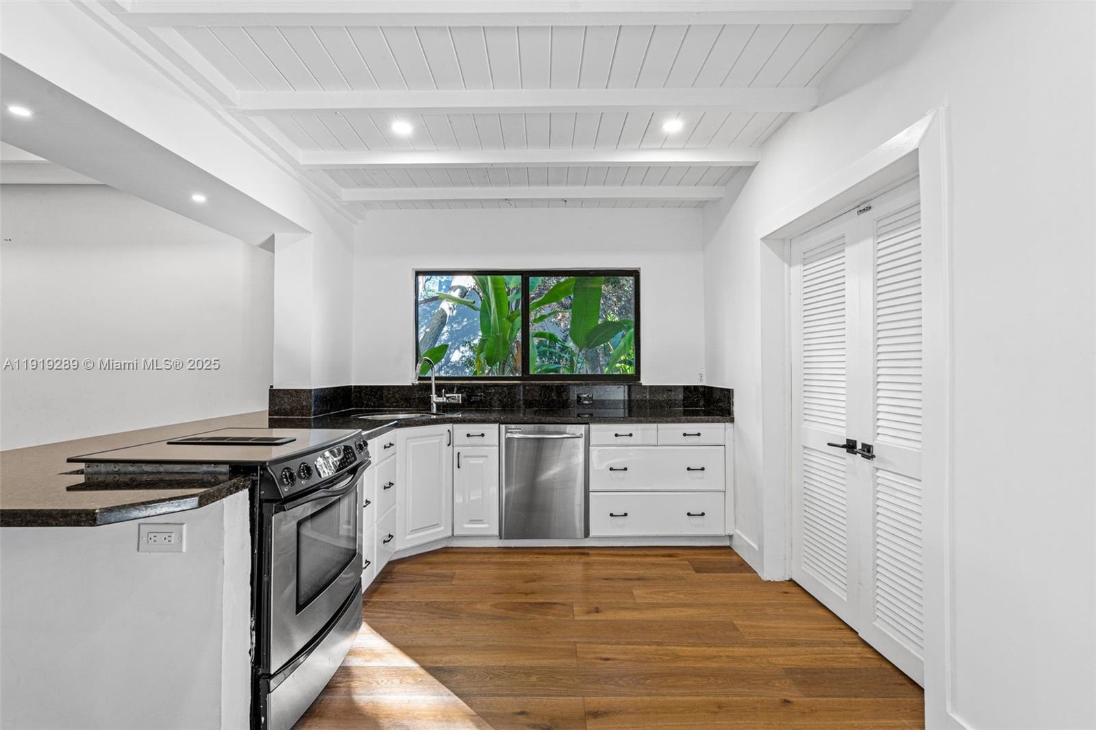 76 NW 97th St Miami Shores, FL 33150