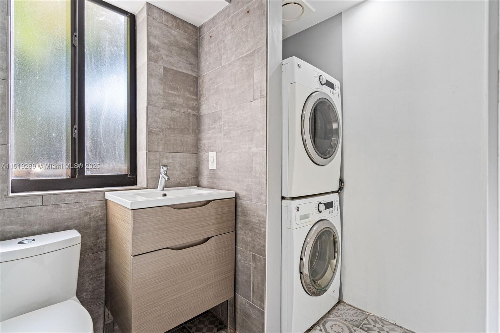 76 NW 97th St Miami Shores, FL 33150