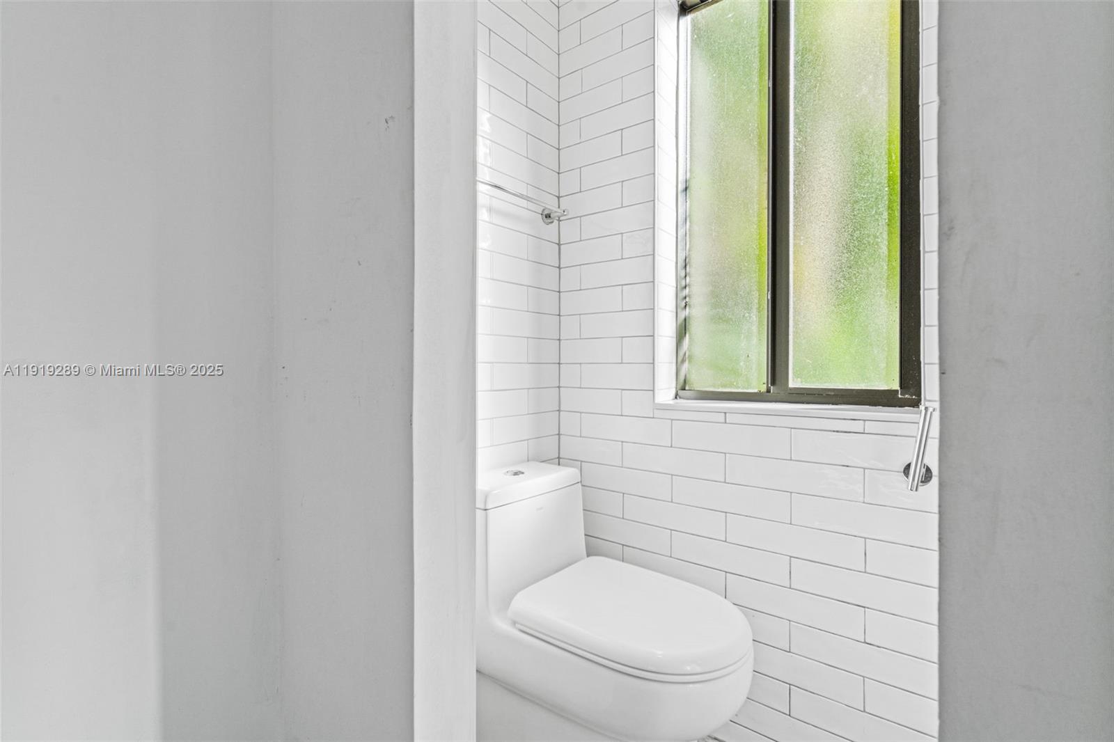 76 NW 97th St Miami Shores, FL 33150