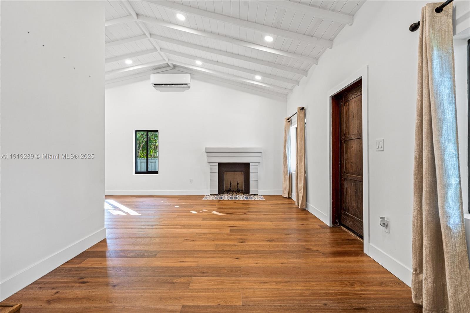 76 NW 97th St Miami Shores, FL 33150