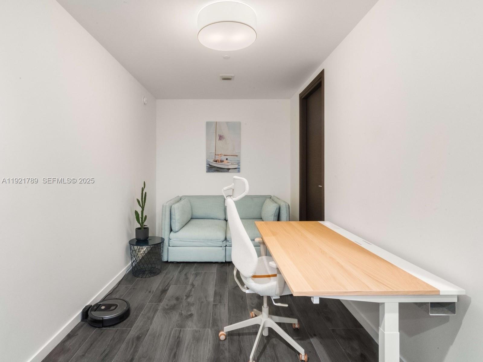 1000 Brickell Plz #PH5706 Miami, FL 33131