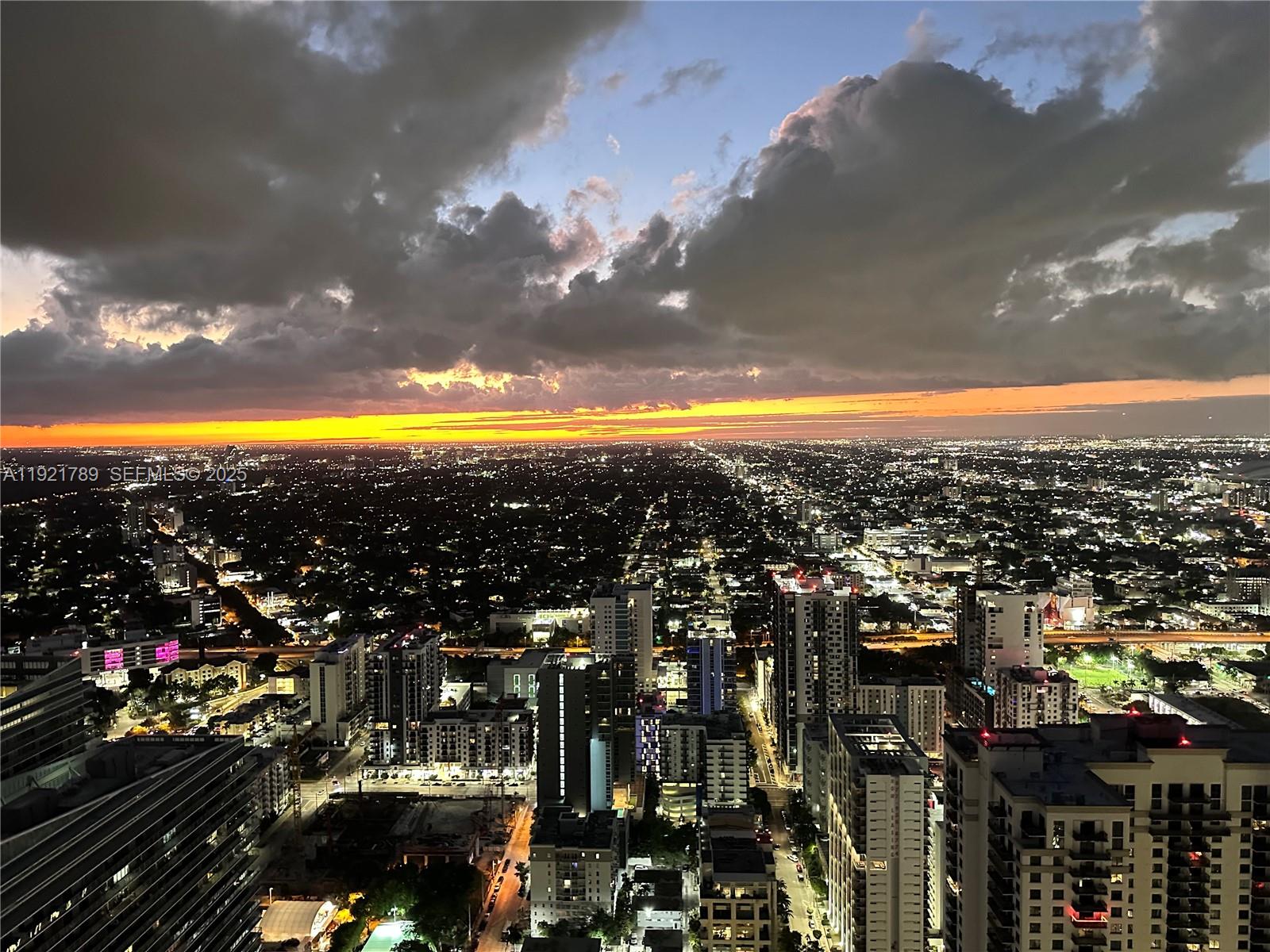 1000 Brickell Plz #PH5706 Miami, FL 33131