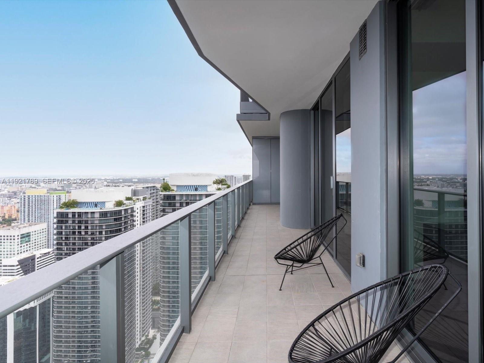 1000 Brickell Plz #PH5706 Miami, FL 33131