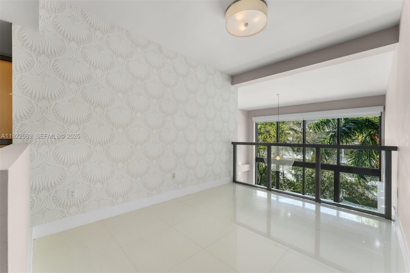 6000 Collins Ave #330 Miami Beach, FL 33140