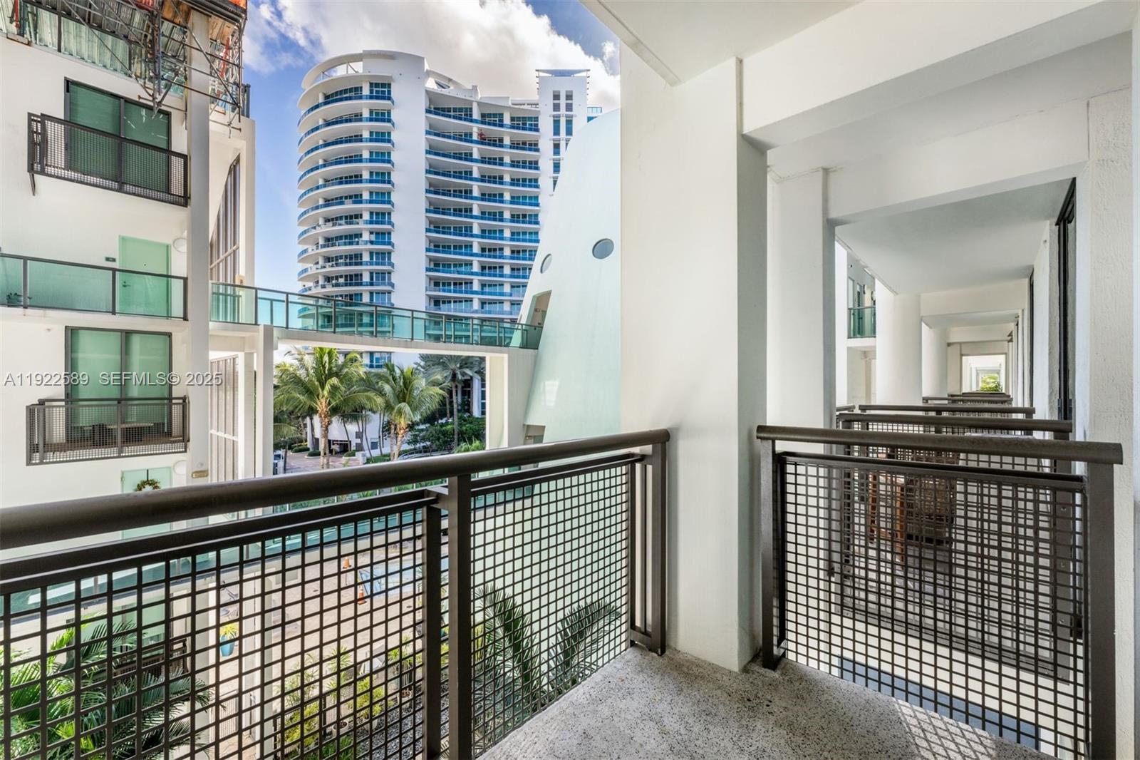 6000 Collins Ave #330 Miami Beach, FL 33140