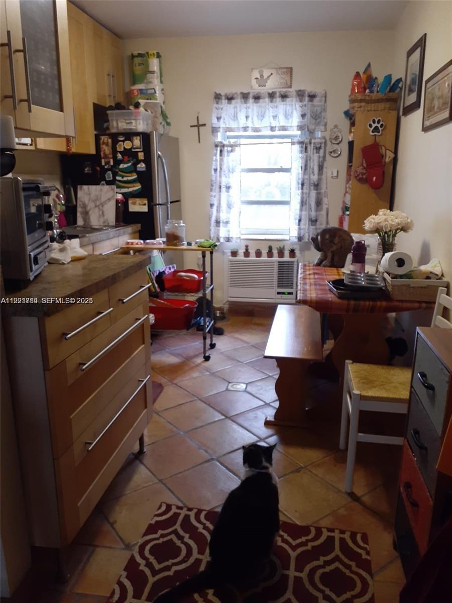 645 NE 77th St #8 Miami, FL 33138