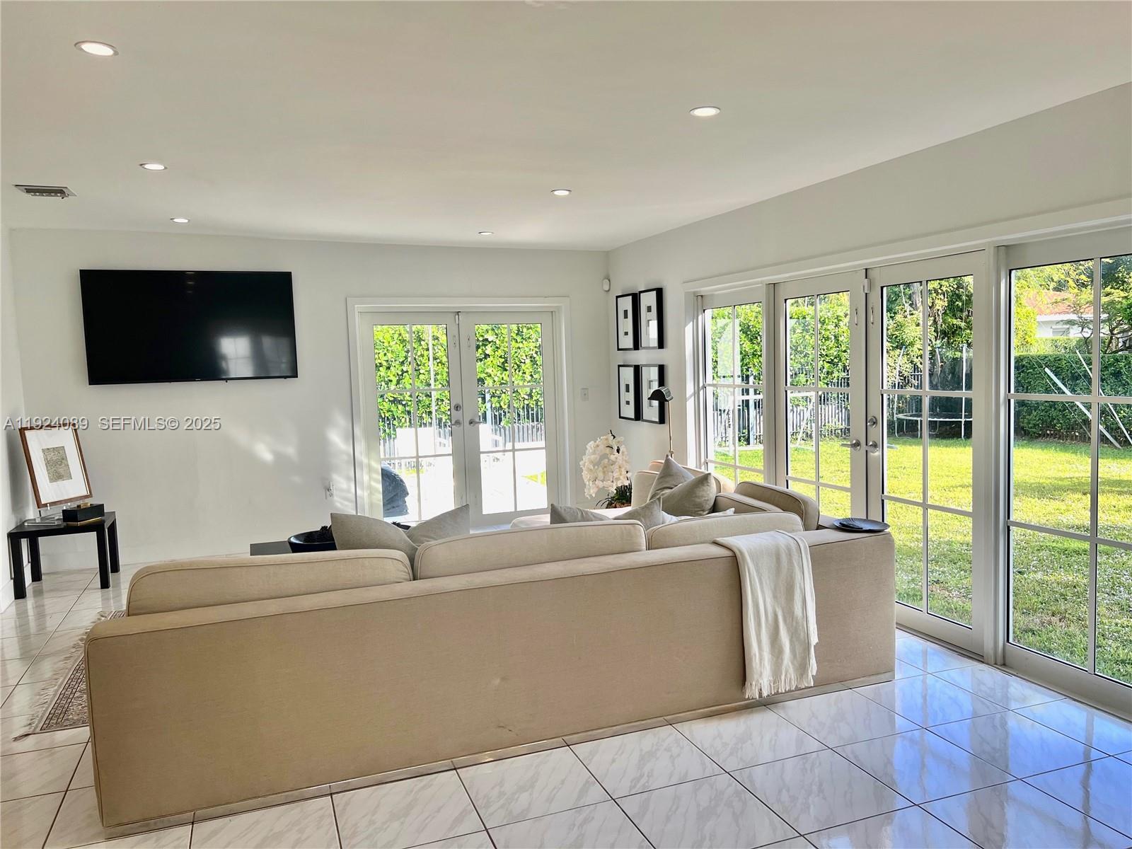 1558 Sevilla Ave Coral Gables, FL 33134