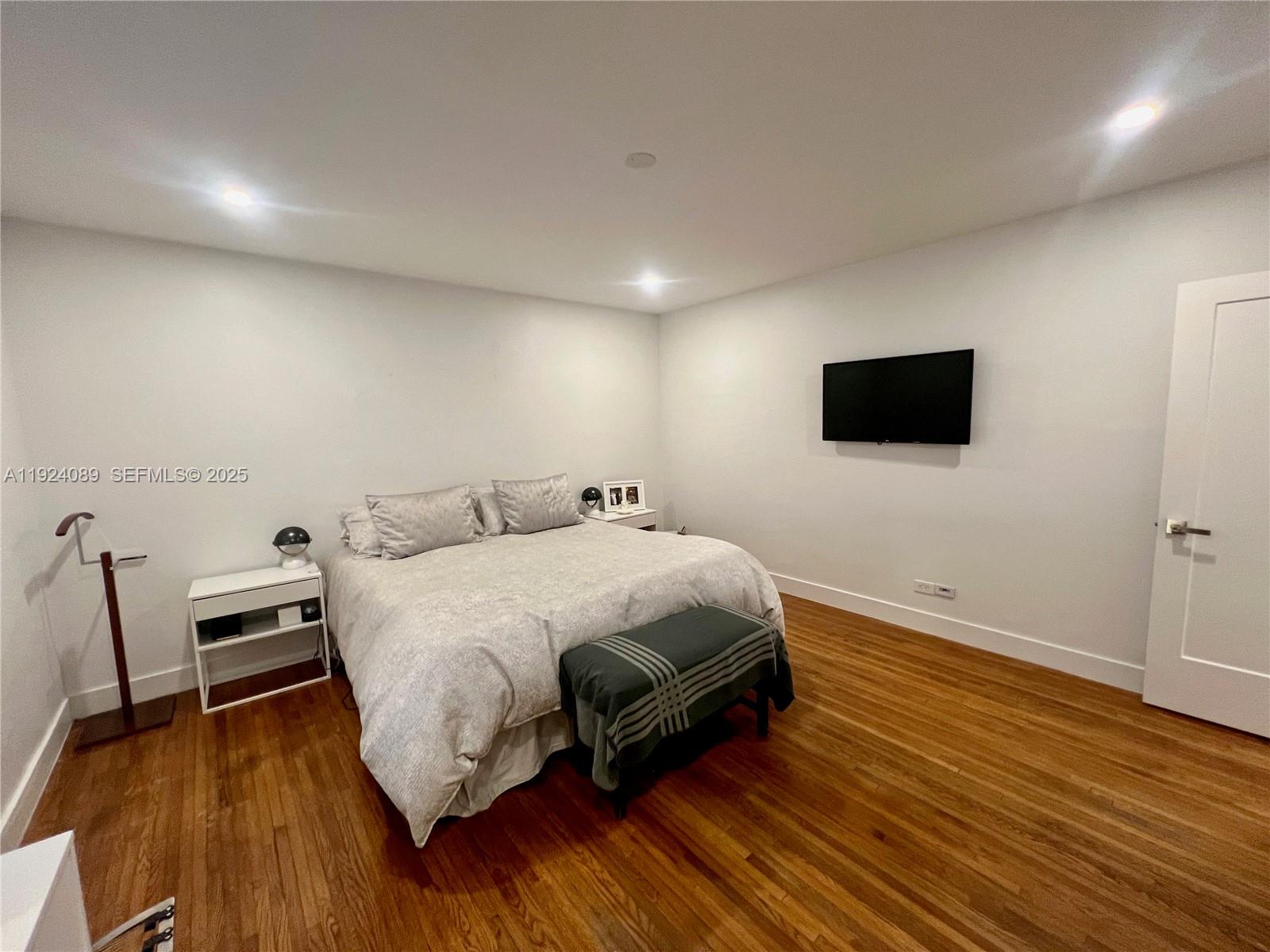 1558 Sevilla Ave Coral Gables, FL 33134