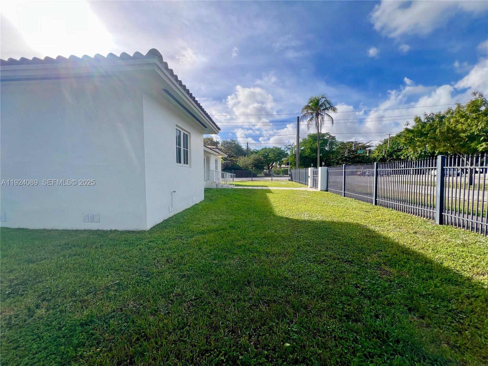 1558 Sevilla Ave Coral Gables, FL 33134