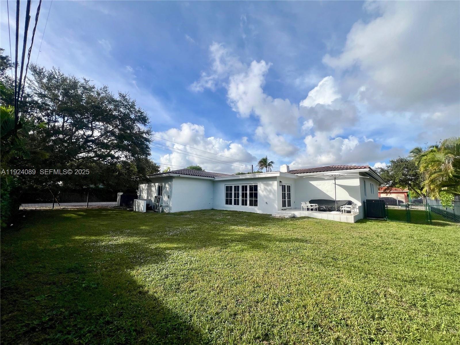 1558 Sevilla Ave Coral Gables, FL 33134