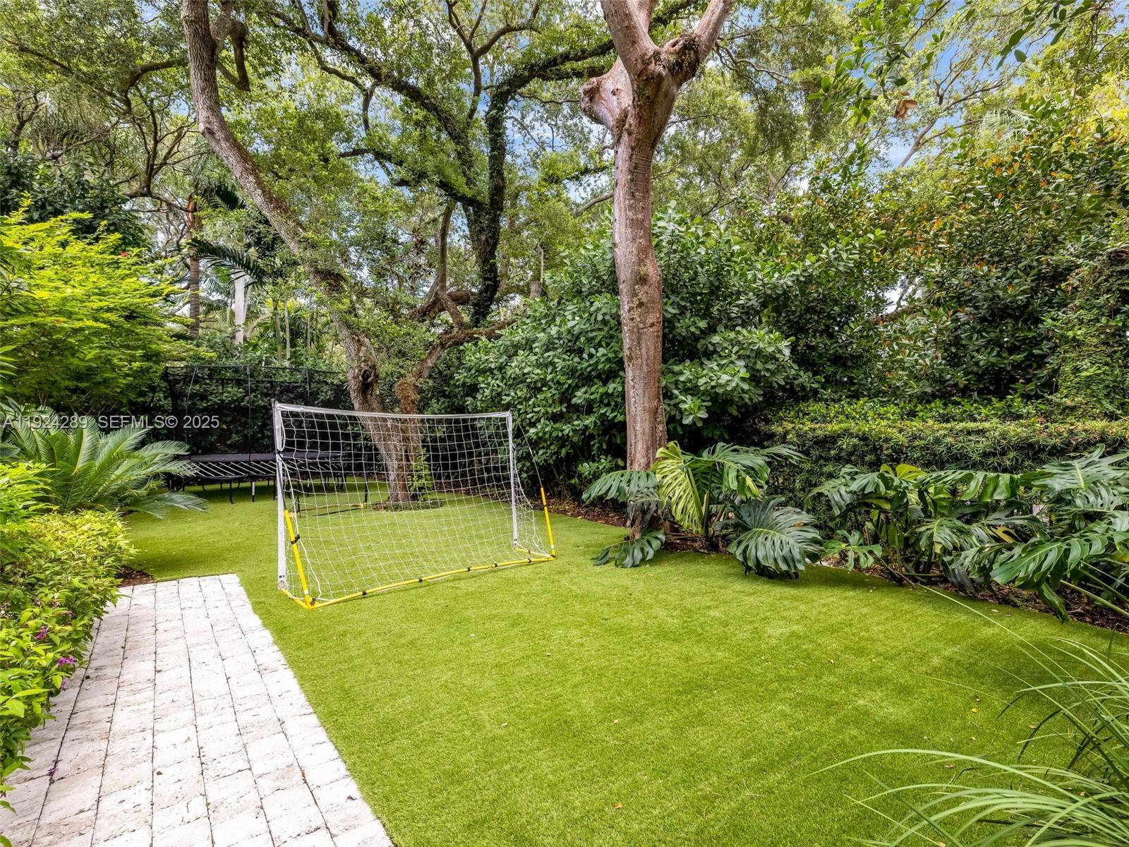 155 San Souci Dr Coral Gables, FL 33133