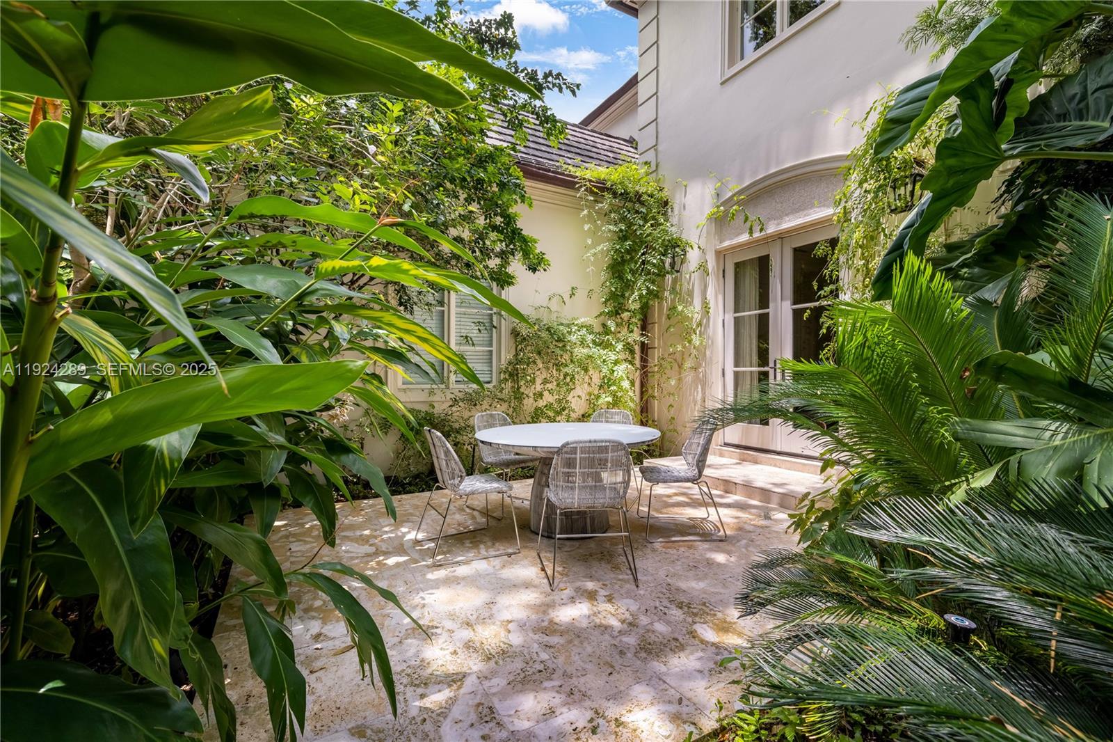 155 San Souci Dr Coral Gables, FL 33133