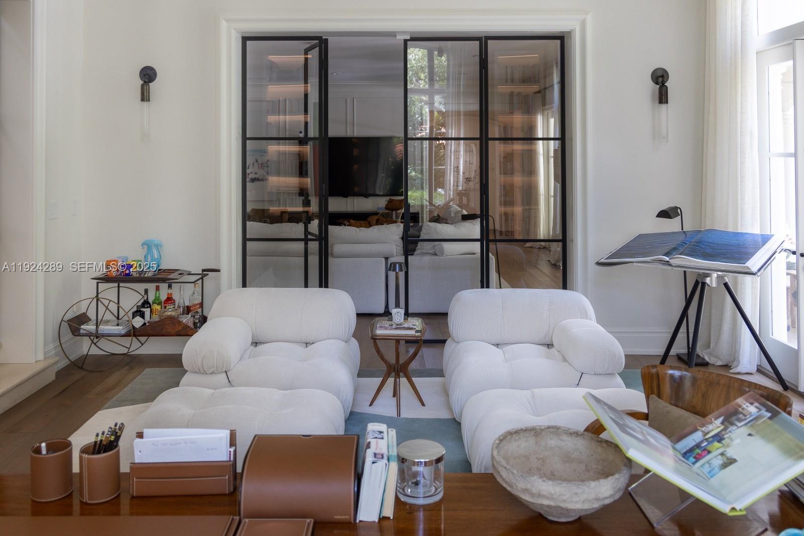 155 San Souci Dr Coral Gables, FL 33133