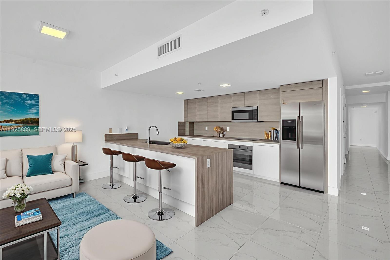 image 400 Sunny Isles37
