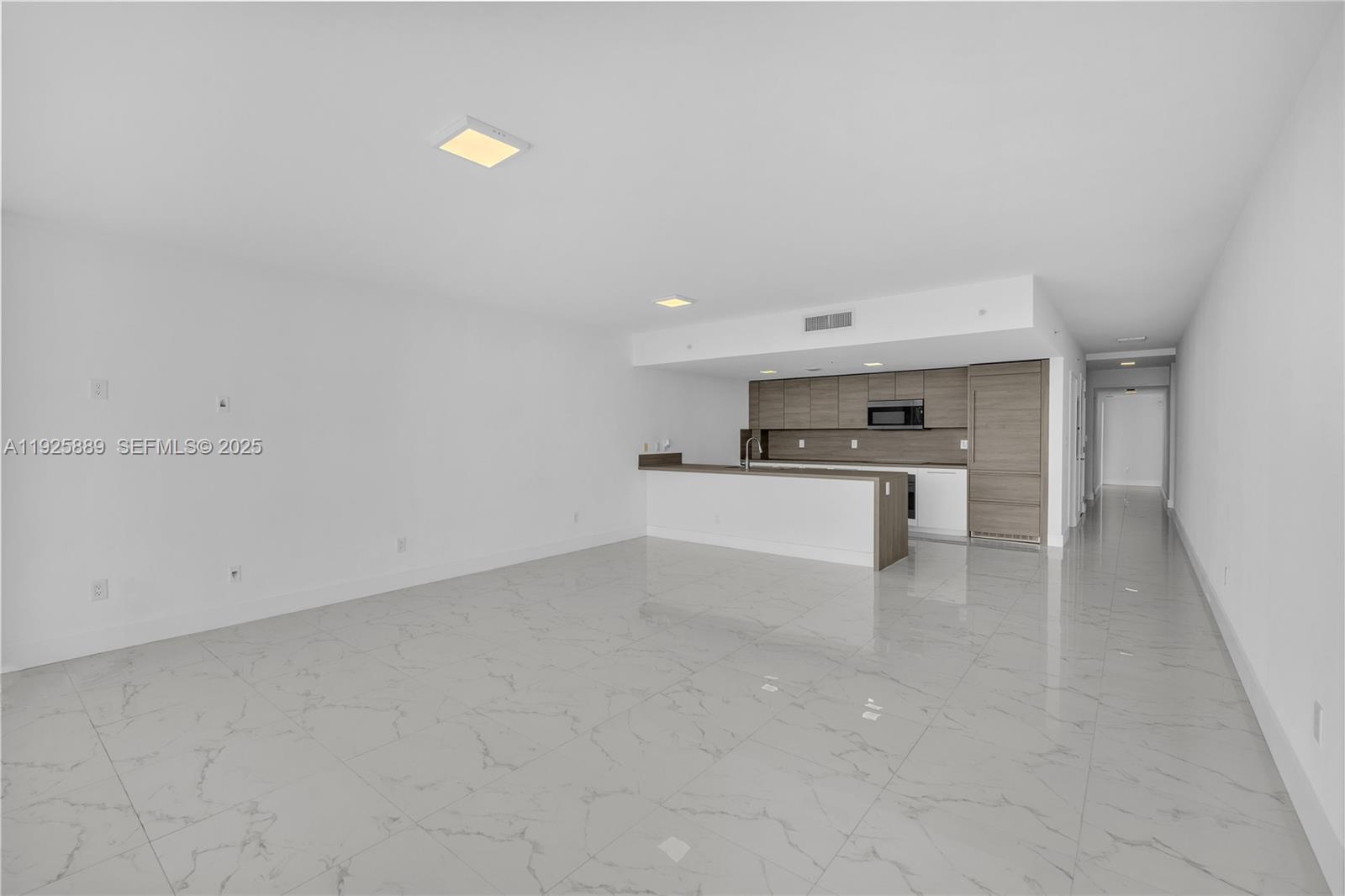 image 400 Sunny Isles42