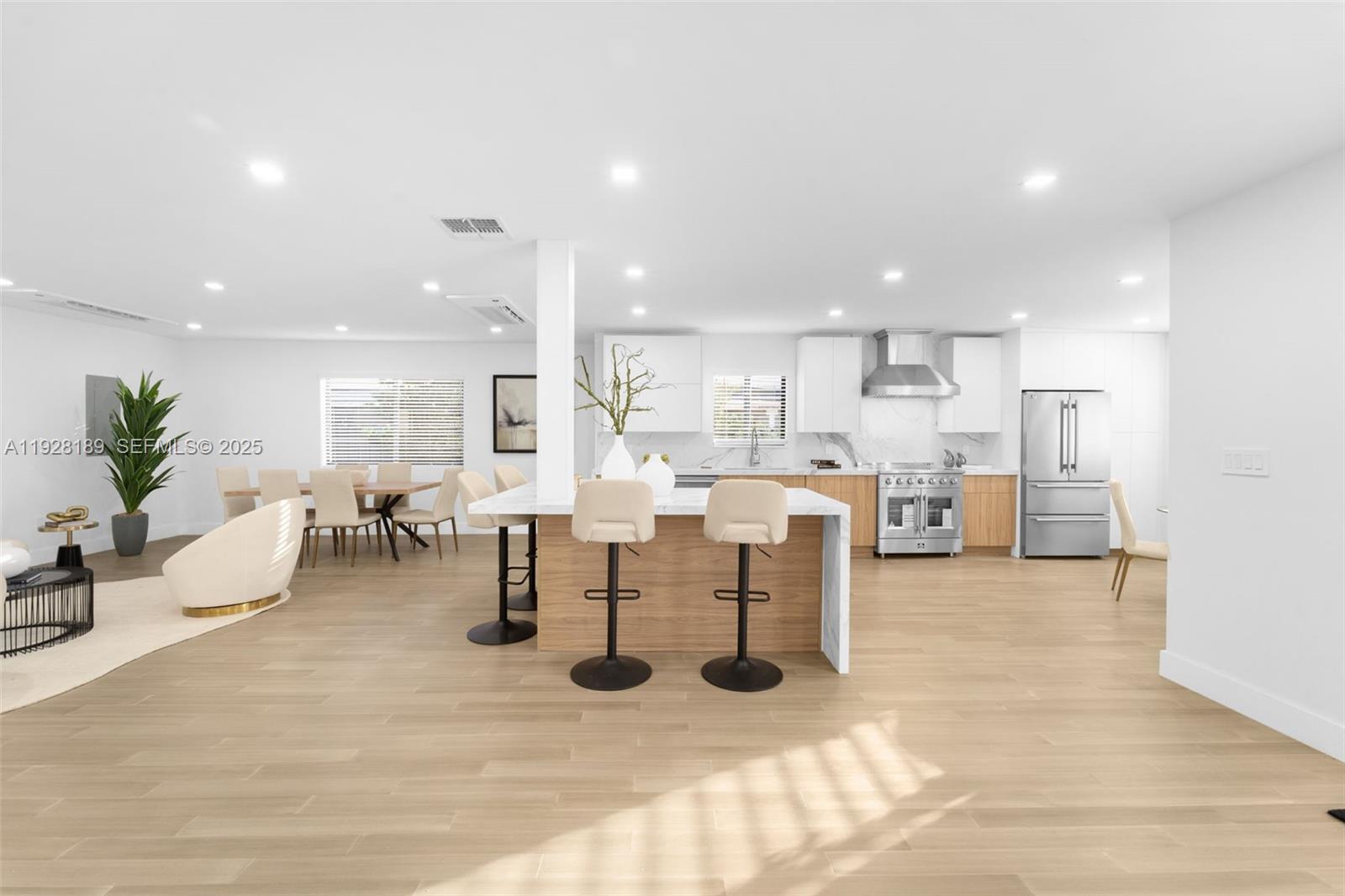 2735 SW 65th Ave Miami, FL 33155