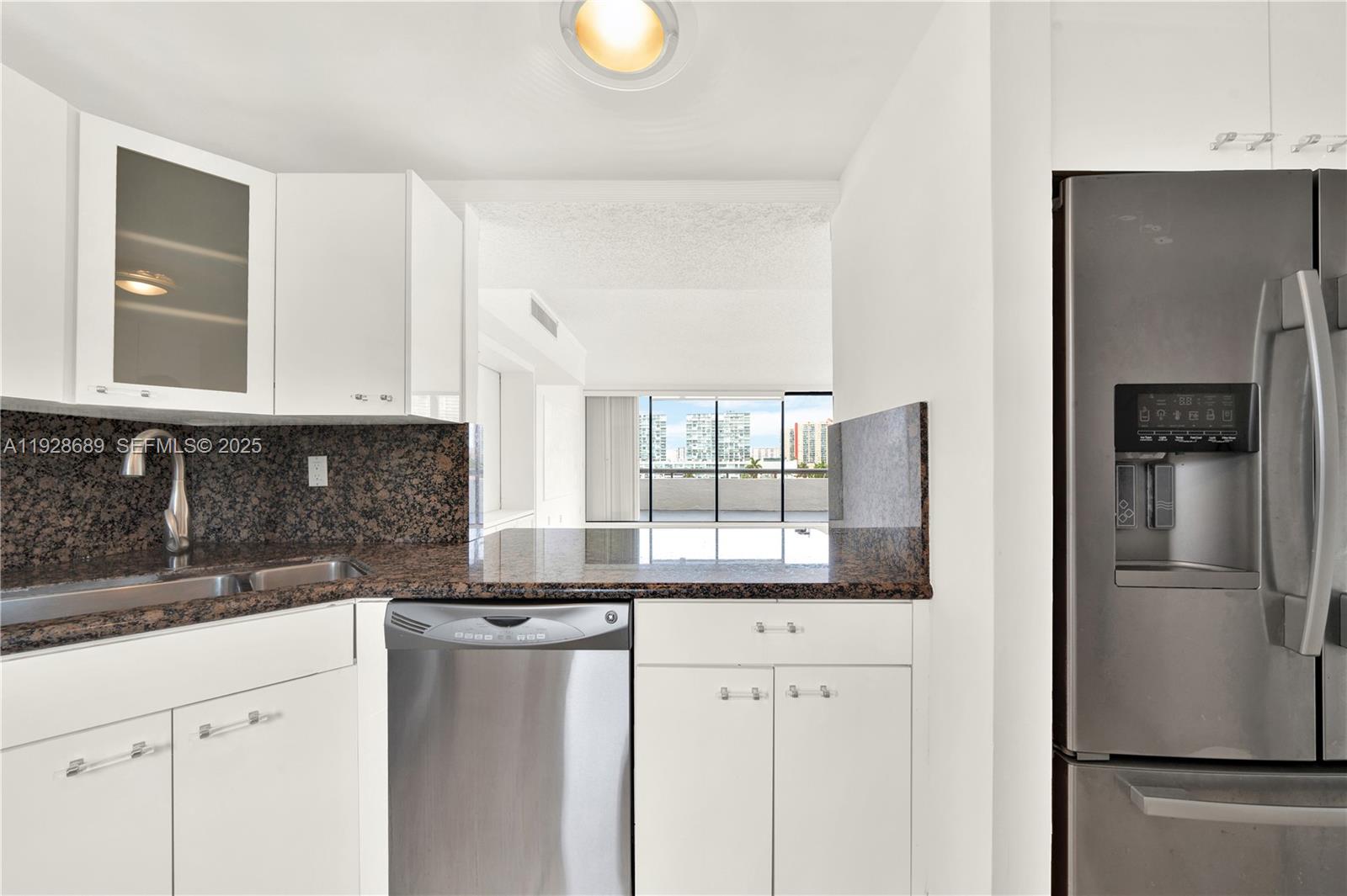 385 Poinciana Dr #1230 Sunny Isles Beach, FL 33160