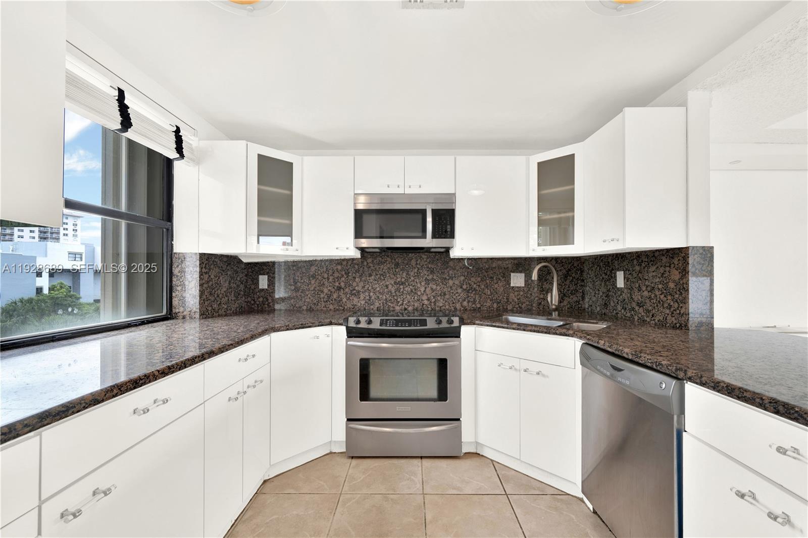 385 Poinciana Dr #1230 Sunny Isles Beach, FL 33160