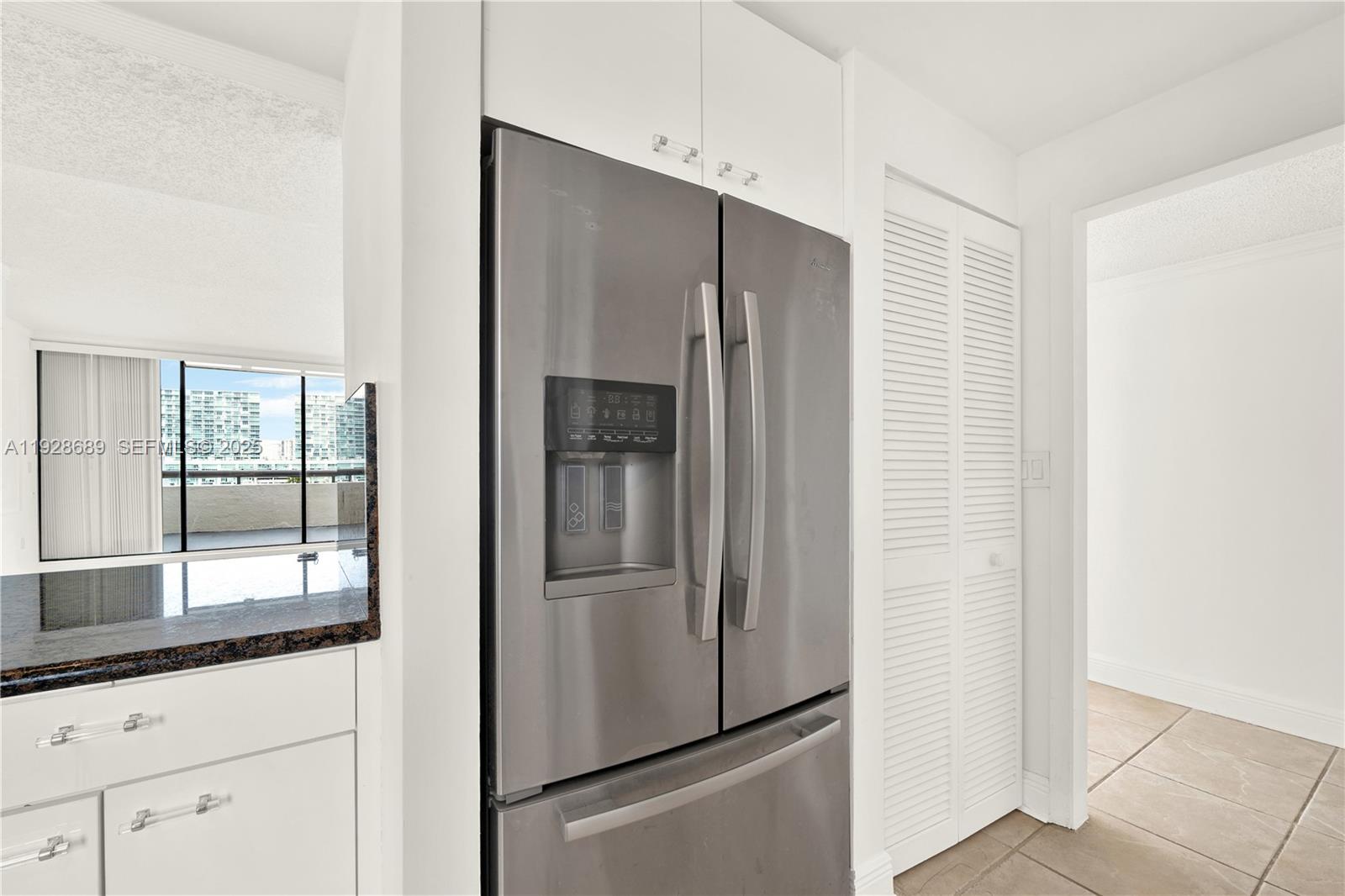 385 Poinciana Dr #1230 Sunny Isles Beach, FL 33160