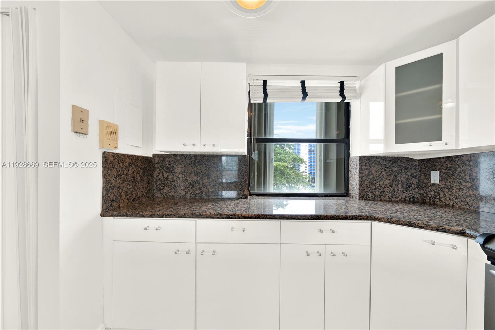 385 Poinciana Dr #1230 Sunny Isles Beach, FL 33160