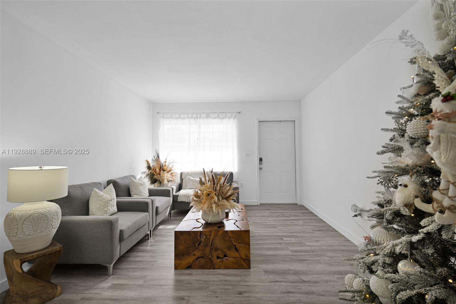 3711 SW 27th Ter Miami, FL 33134