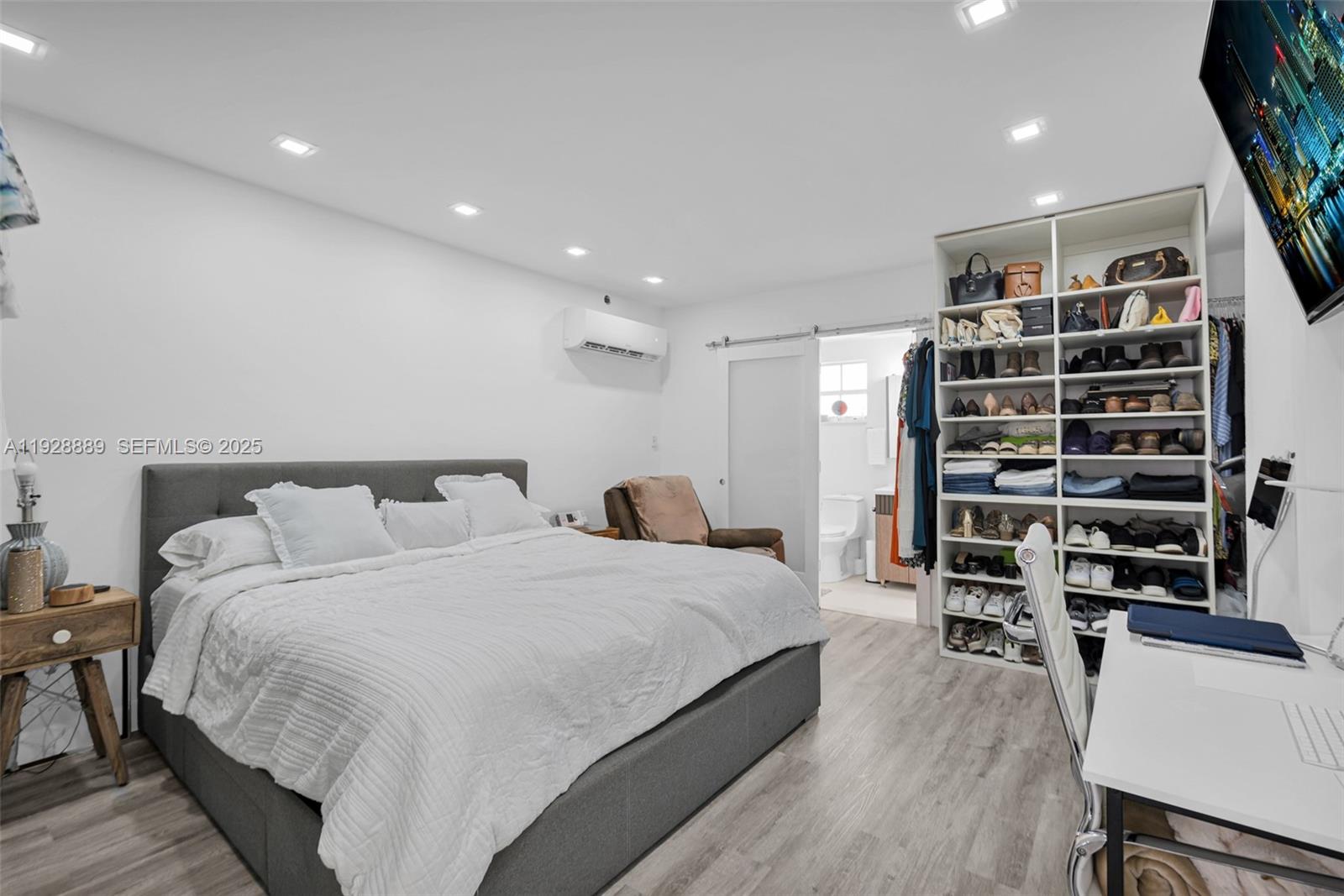 3711 SW 27th Ter Miami, FL 33134