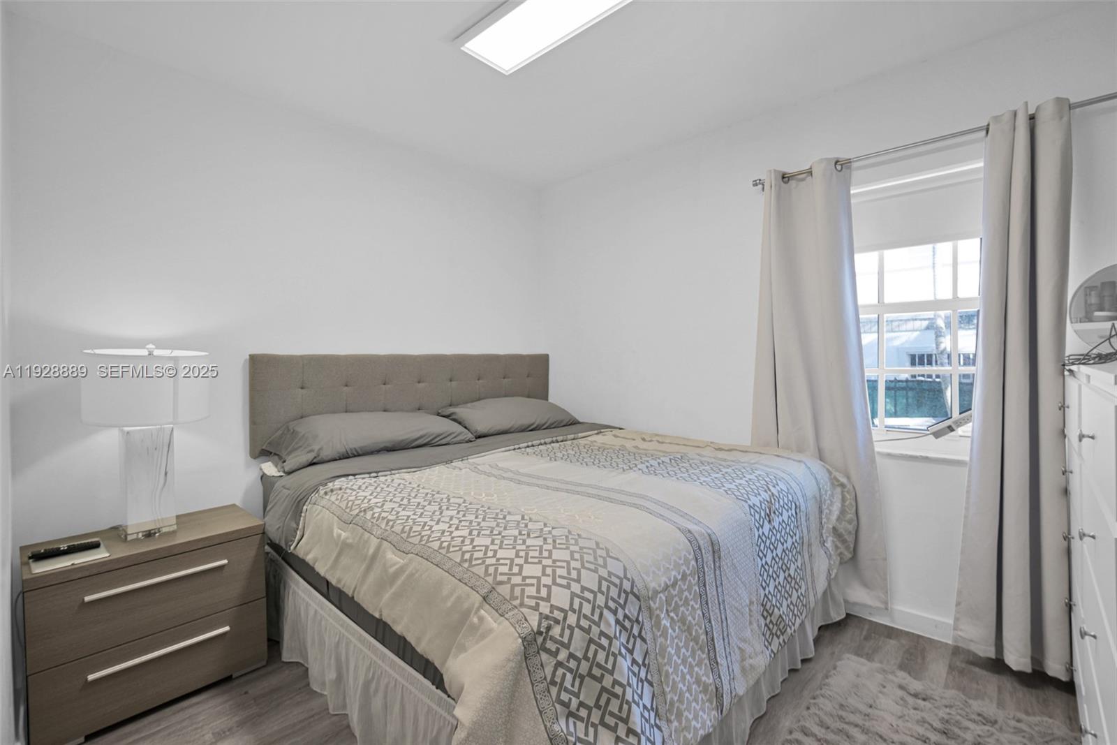 3711 SW 27th Ter Miami, FL 33134