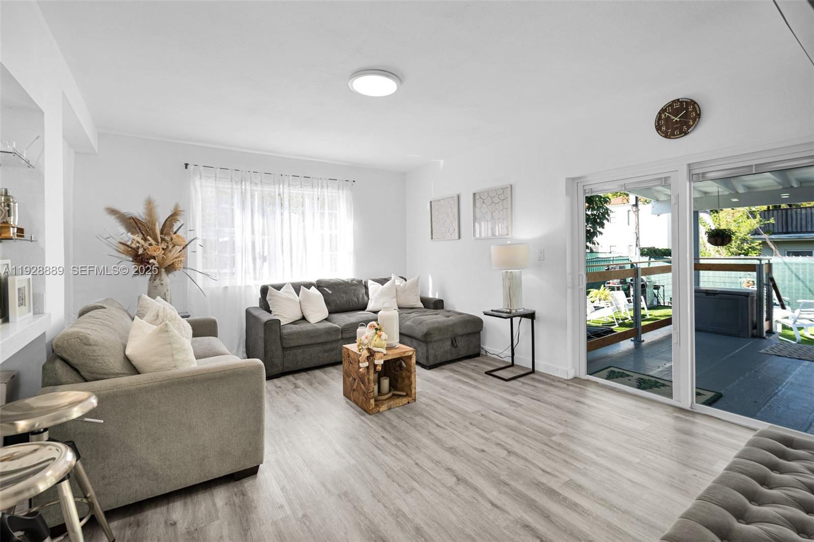 3711 SW 27th Ter Miami, FL 33134