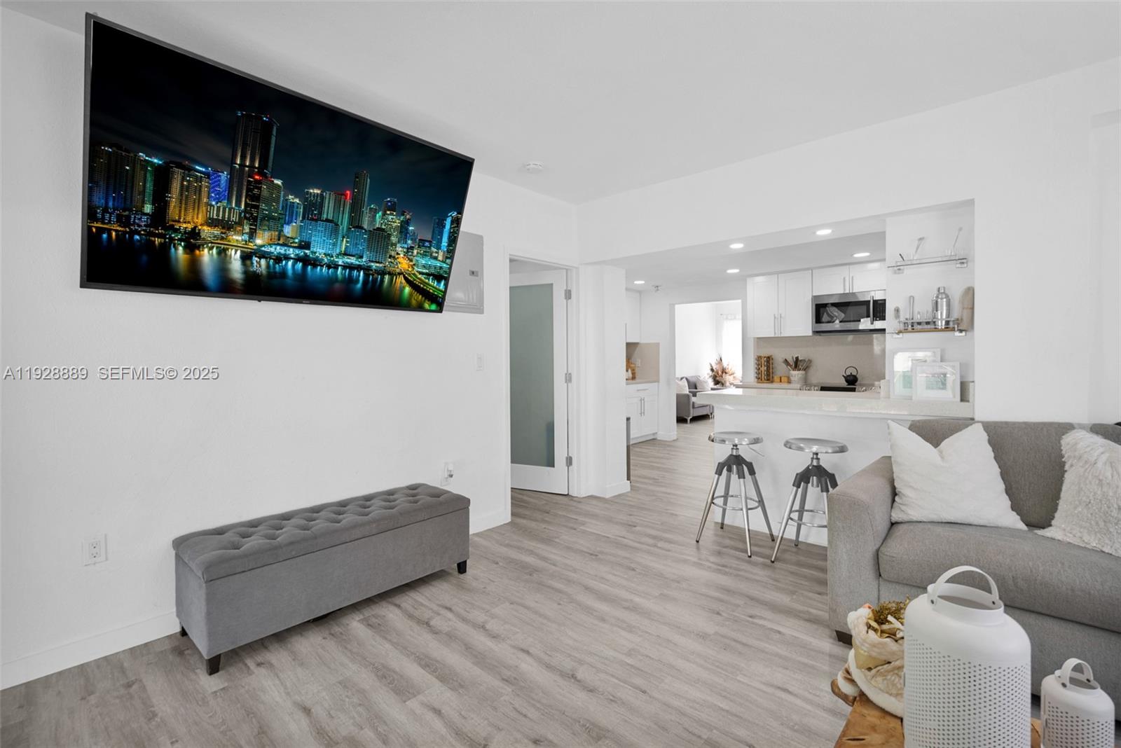 3711 SW 27th Ter Miami, FL 33134