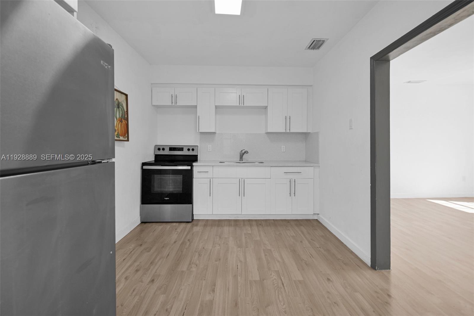 3711 SW 27th Ter Miami, FL 33134