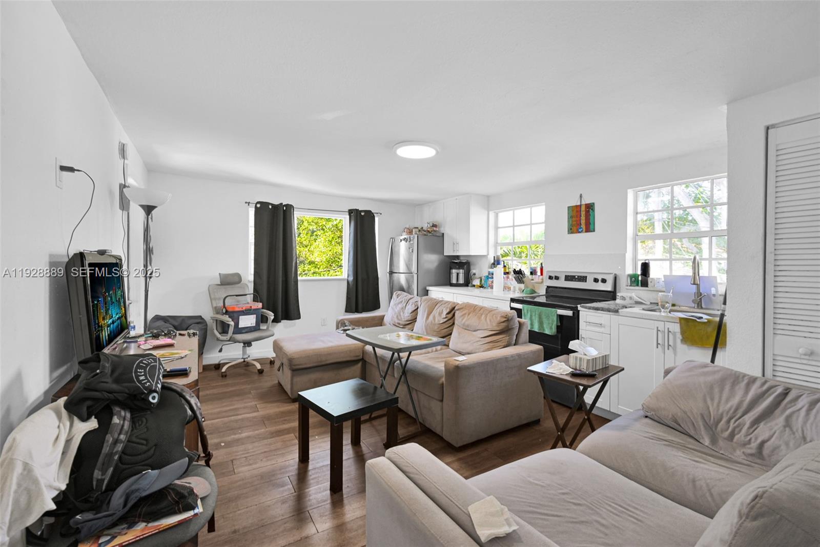 3711 SW 27th Ter Miami, FL 33134