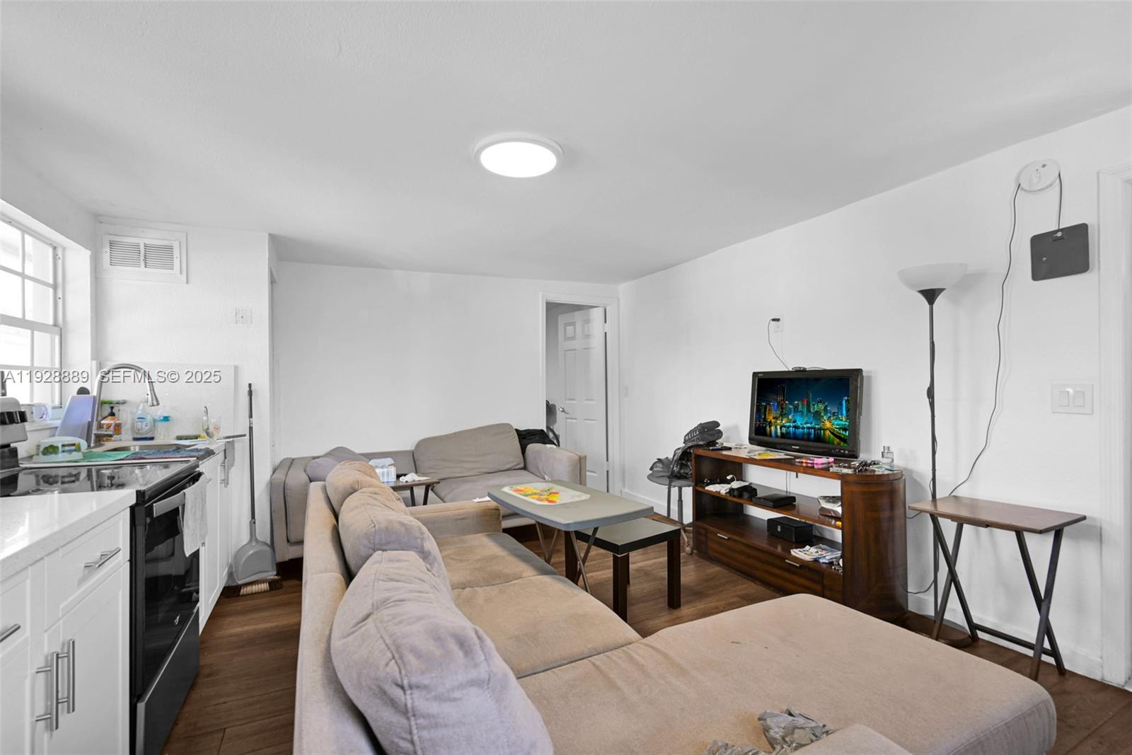 3711 SW 27th Ter Miami, FL 33134