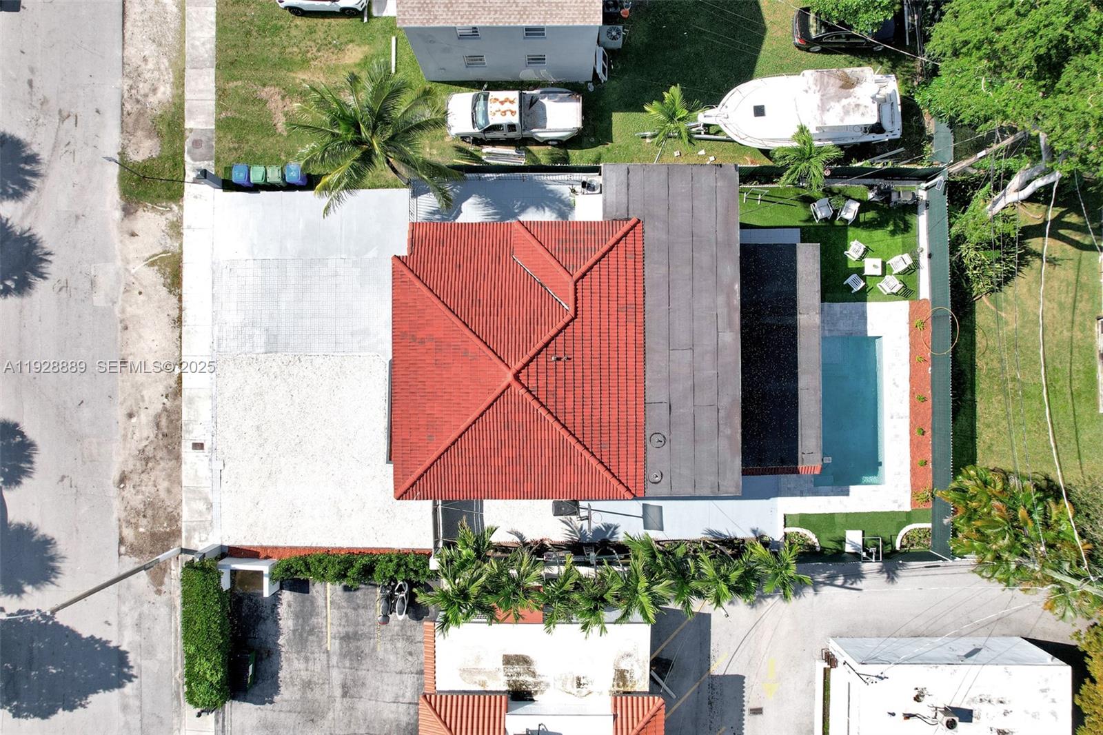 3711 SW 27th Ter Miami, FL 33134