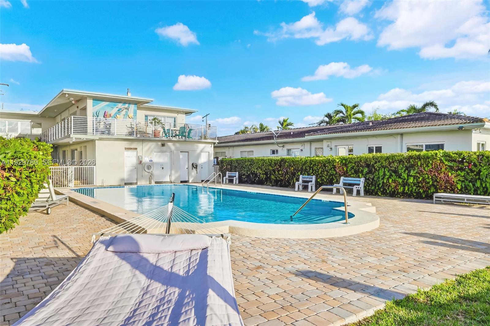 2250 Bay Dr #17 Miami Beach, FL 33141