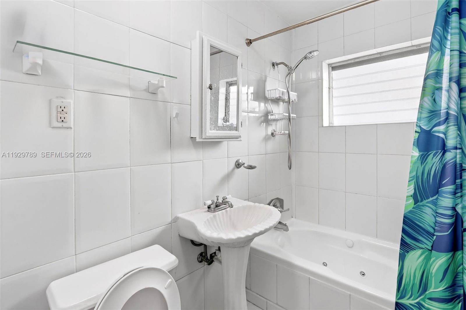 2250 Bay Dr #17 Miami Beach, FL 33141